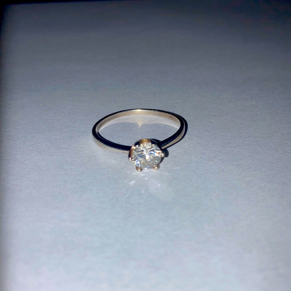 925 Sterling Silver CZ Ring